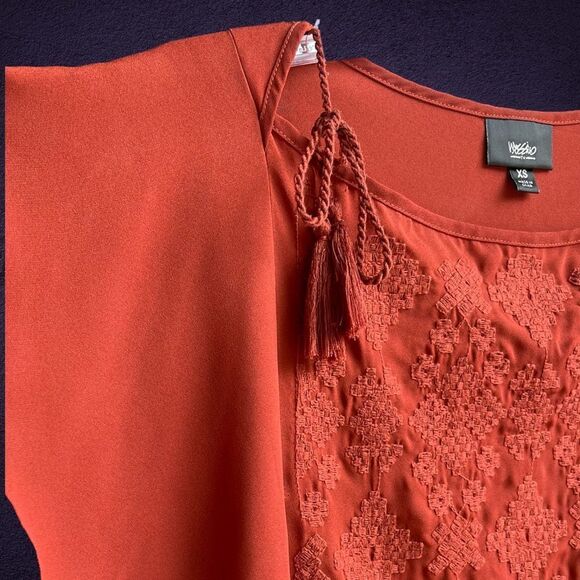 Mossimo Supply Co.Brown embroidery Ruffle sleeves shiny silky top Size S - Picture 4 of 8